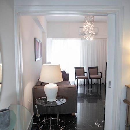 Konstantinos Stylish Brand New Apt In The Heart Of Athens Ngoại thất bức ảnh