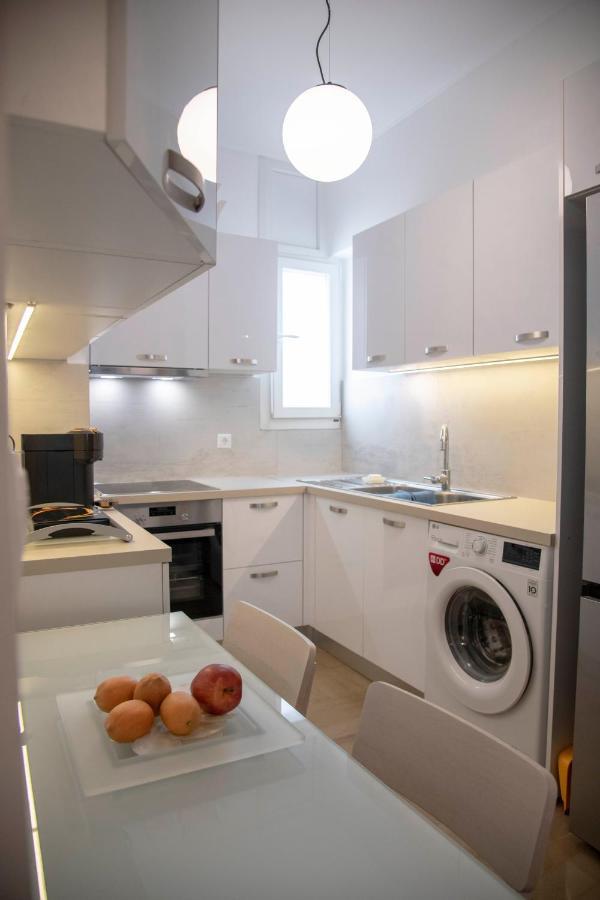 Konstantinos Stylish Brand New Apt In The Heart Of Athens Ngoại thất bức ảnh