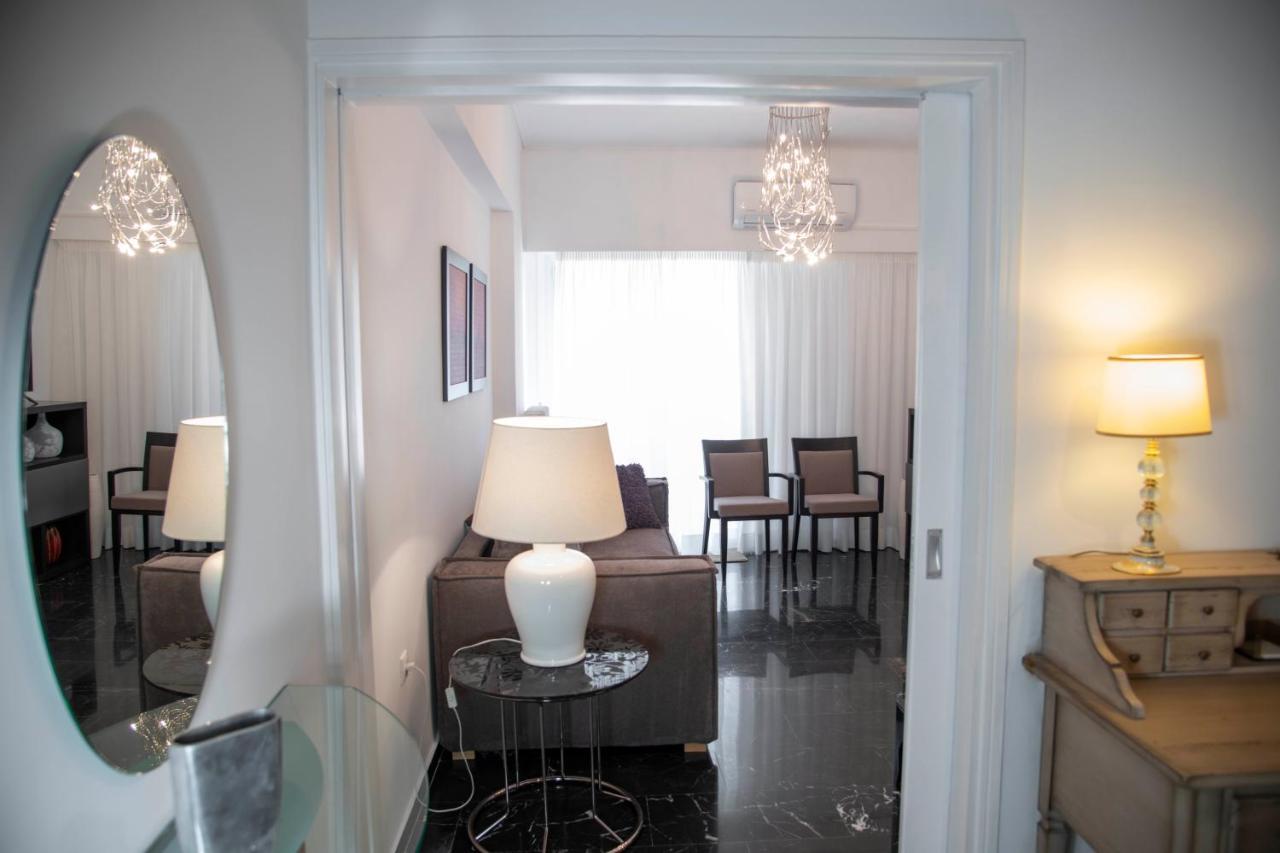 Konstantinos Stylish Brand New Apt In The Heart Of Athens Ngoại thất bức ảnh
